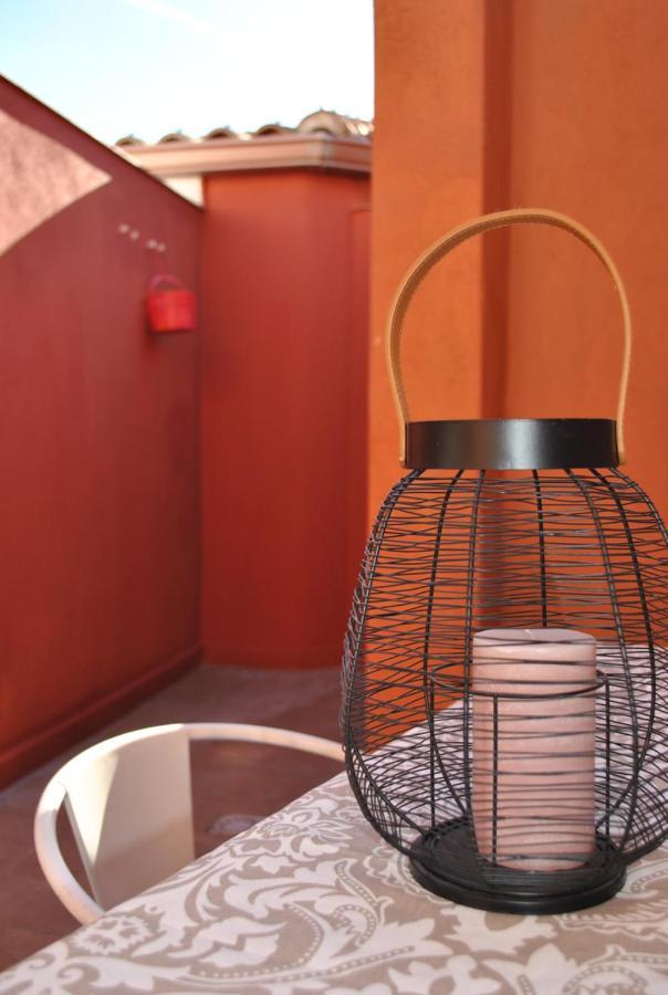 Apartamentos Turisticos Dulcinea Las Ventas con Pena Aguilera Exterior foto